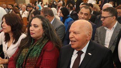 نقيب المعلمين يشارك في قداس الكنيسة الإنجيلية احتفالا بعيد القيامة المجيد ويؤك