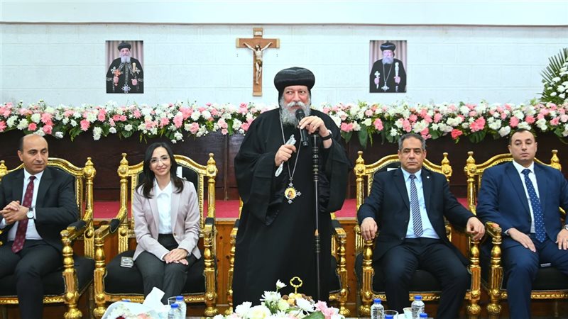 محافظ البحيرة ومدير