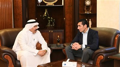 وزير الشباب والرياضة يلتقي رئيس الاتحاد المصري للهجن لبحث سبل تطوير اللعبة