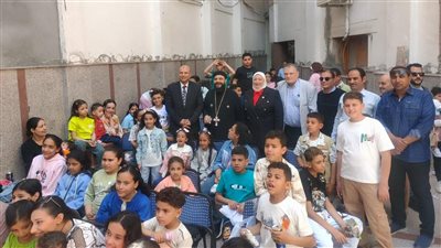 بالإنابة عن محافظ الشرقية.. رؤساء المراكز والمدن يزورون الكنائس لتقديم التهنئة