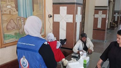قافلة صحية متكاملة داخل كنيسة مارجرجس لدعم المواطنين بالسويس
