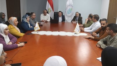 خطة للتأمين الطبي في عيد القيامة..رئيس إقليم القناة يعقد غرفة عمليات بالسويس 