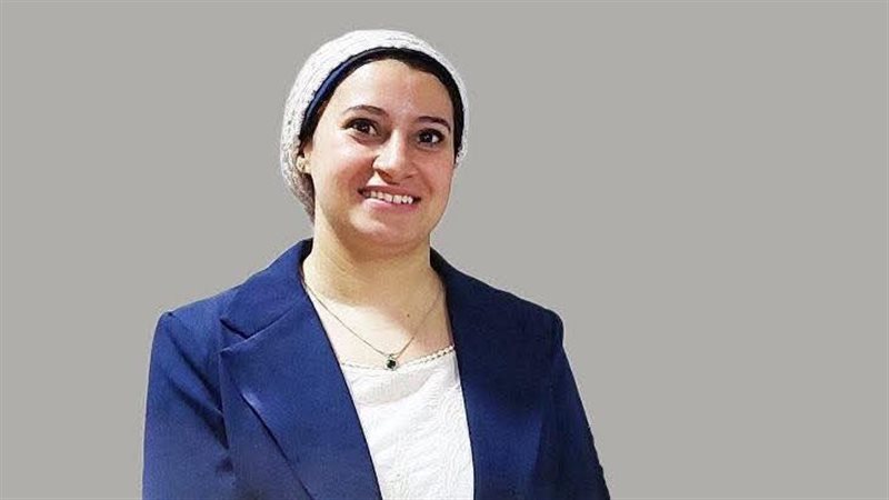 الدكتورة إيناس دويدار