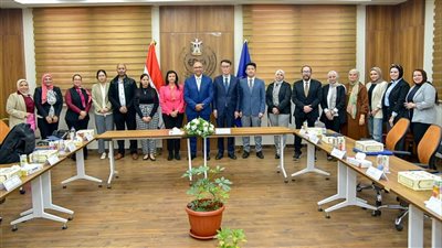 هيئة الدواء تعقد مائدة مستديرة مع جامعة بكين بالتعاون مع الجلالة