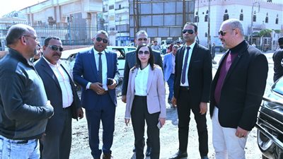 محافظ البحيرة تشيد بجهود رفع تراكمات القمامة بالمقلب العشوائي بدمنهور