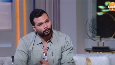 حادث خطير أثناء تصوير «الحشاشين».. أحمد عبد الله محمود: السيف دخل صدري