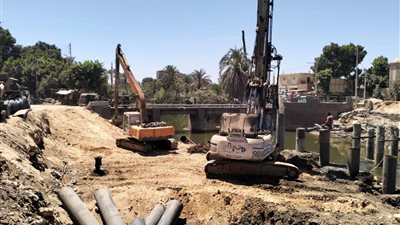 محافظ أسيوط: تكثيف الأعمال بكوبري النواورة الجديد بالبداري للانتهاء منه
