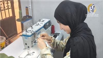 القومي للمرأة بالإسماعيلية يعقد دورات لتعلم الخياطة والباترون للسيدات