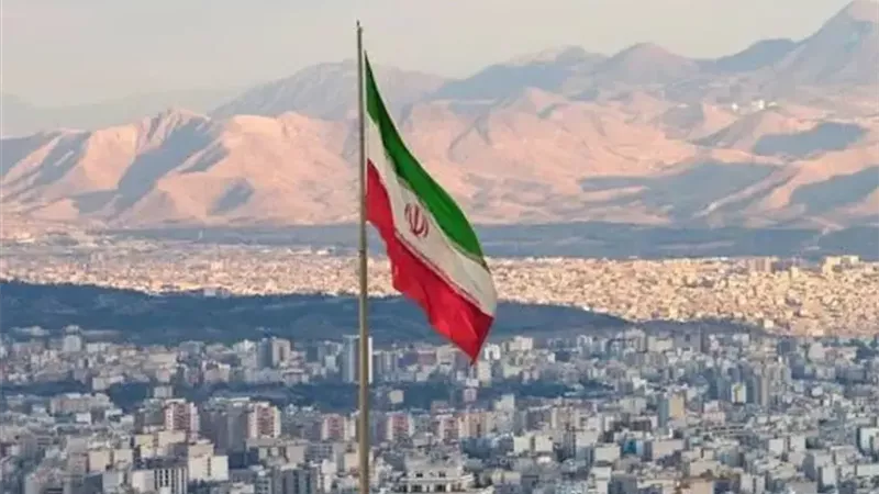 إيران