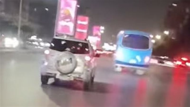 مطاردة موتوسيكل لأتوبيس