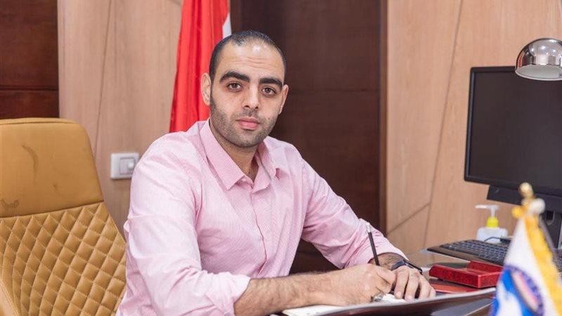النائب حسن عمر حسنين
