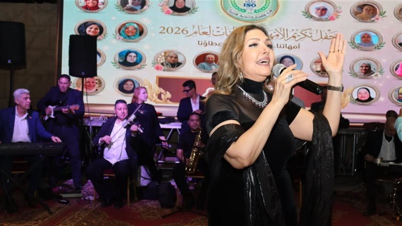 نادية مصطفى