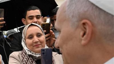  البابا لاون الرابع عشر يصل 