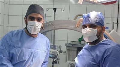 تدخل جراحي دقيق لتثبيت العمود الفقري بمستشفى ميت غمر المركزي