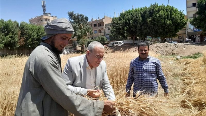 جانب من متابعة قيادات