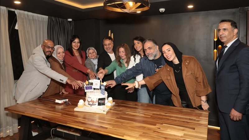 المسلسل الإذاعي أبواب