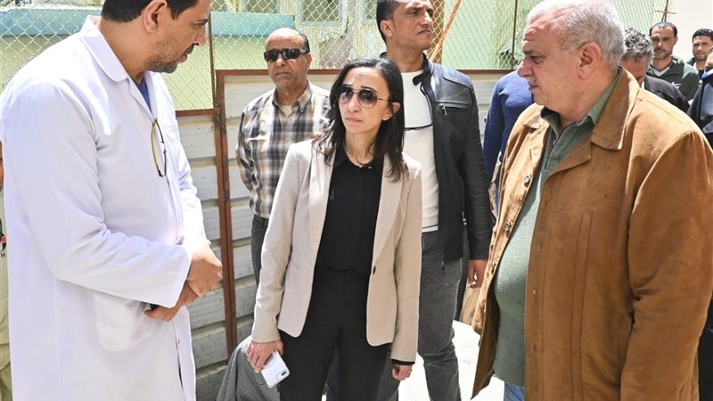 زيارة  مفاجئة لمحافظ