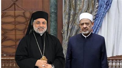 الأنبا عمانوئيل يستقبل اتصالًا هاتفيًا من شيخ الأزهر للتهنئة بعيد القيامة