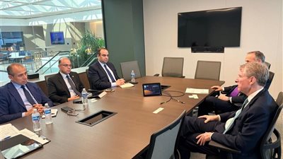 وزير الاستثمار يبحث مع معهد التمويل الدولي جذب الاستثمارات الأمريكية لمصر