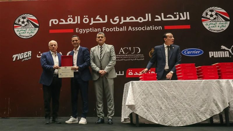 محمود وفا
