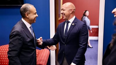 وزير الخارجية يلتقي رئيس لجنة الشؤون الخارجية بالكونجرس الأمريكي