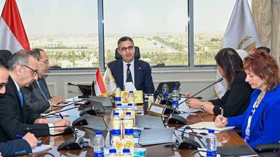 وزير التموين يبحث مع برنامج الأغذية العالمي تعزيز الأمن الغذائي والتحول الرقمي