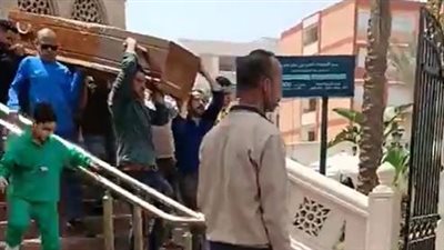 تشييع جنازة شقيقة شريف علي لاعب كرة السلة بالنادي الأهلي بمسجد الرحمن الرحيم 