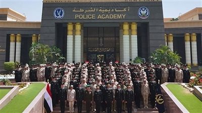  مشهد يجسد التكامل.. الداخلية تنظم  برنامجا للمعايشة بين طلاب الشرطة والحربية 