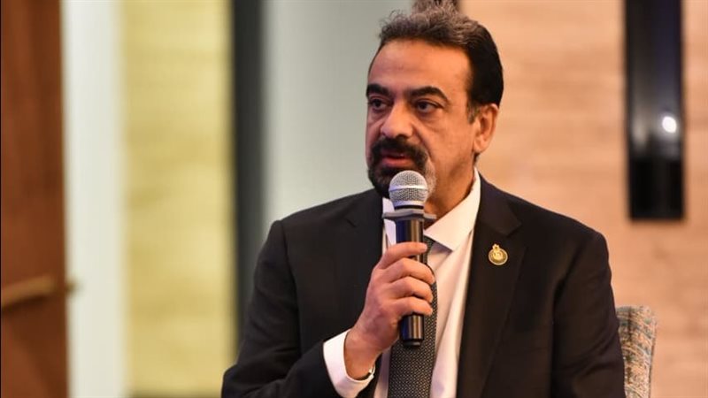 الدكتور حسام عبدالغفار