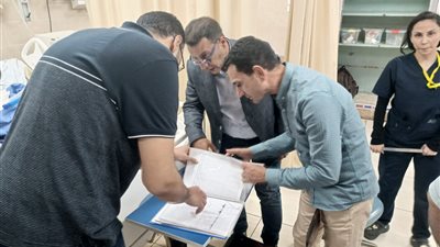 إعفاء مدير مستشفى سوهاج العام وتكليف لجنة لإدارة المستشفى بعد جولة مفاجئة