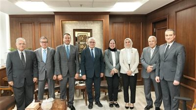 النائبة أمل عصفور تبحث تطوير منظومة التأمينات الاجتماعية 