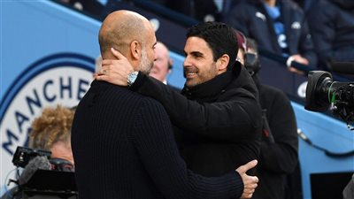 جوارديولا يقلل من إنجاز التتويج بالدوري الإنجليزي.. لا يمكن مقارنتنا بأرسنال