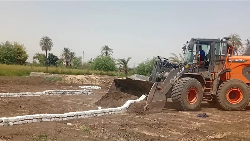 جانب من حملات إزالة