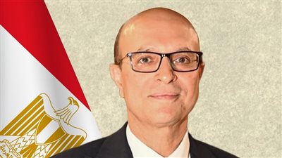 رئيس جامعة أسيوط يهنئ أهالي المحافظة بالعيد القومي ويؤكد اعتزازه ببطولات بني عدي