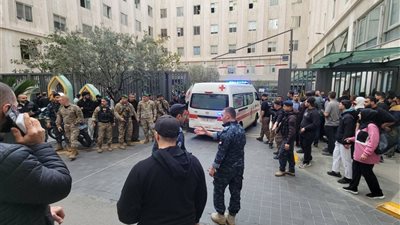 «تحت القصف».. الصحة العالمية تحذر من انهيار وشيك للقطاع الطبي بلبنان 