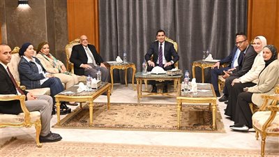وزير الشباب والرياضة يشهد ختام منافسات الفردي بكأس العالم لسلاح الشيش