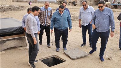 رئيس مياه البحيرة يتفقد معدلات تنفيذ الوصلات المنزلية بمبادرة حياة كريمة بقرية