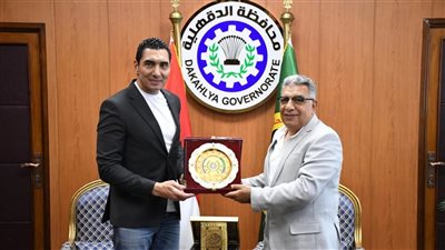وزير الشباب والرياضة ومحافظ الدقهلية يبحثان تعزيز الاستثمار الرياضي بالمحافظة