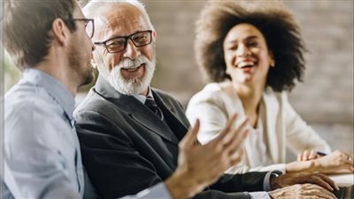 دراسة جديدة من هم في سن الأربعين يحتاجون أربعة أيام إجازة أسبوعيا