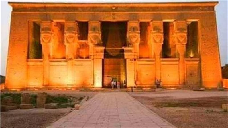 معبد دندره 