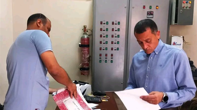 محافظ أسوان في جولة