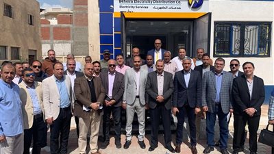 جولة تفقدية للدستاوي بمركز خدمة حوش عيسى وإدارة تشغيل وسط البحيرة