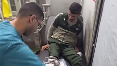 «استغاثة».. جريح فلسطيني: احتاج للعلاج في الخارج والمعابر مغلقة