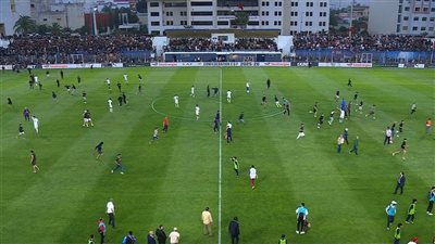 اتحاد العاصمة يهدد بالانسحاب من مواجهة أولمبيك آسفي بعد اقتحام الجماهير
