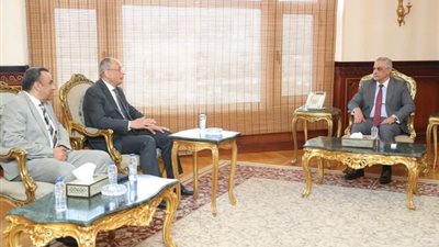 وزير الدولة للإنتاج الحربي يلتقي رئيس هيئة الرقابة على الصادرات والواردات