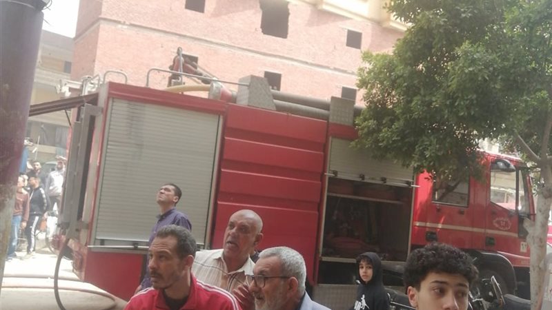 جانب من الحريق