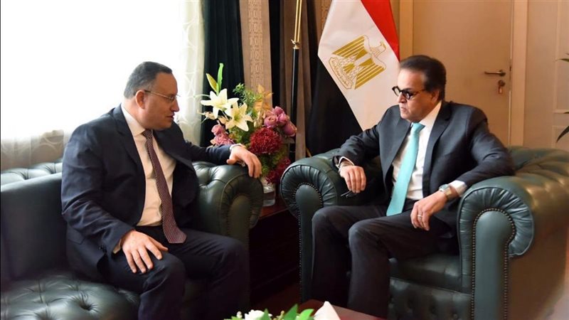 وزيرا الصحة والتعليم
