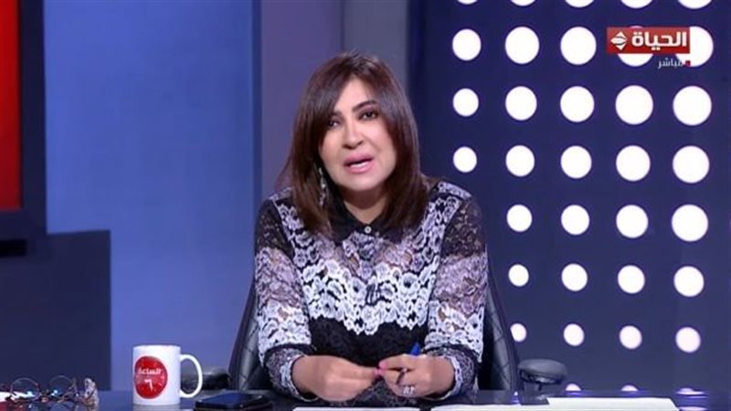 عزة مصطفي 