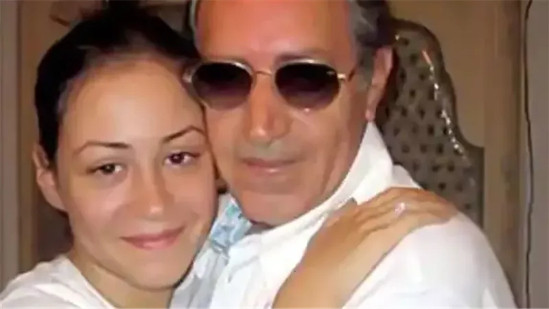 منة شلبي ووالدها