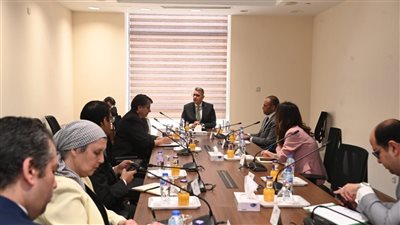 رئيس لجنة حقوق الإنسان بمجلس النواب يستقبل أمين مظالم جمهورية جنوب أفريقيا  